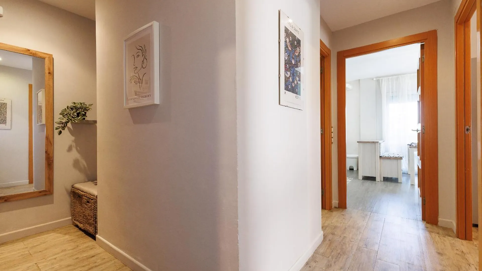 Uhc Els Pins Apartments Salou Spain